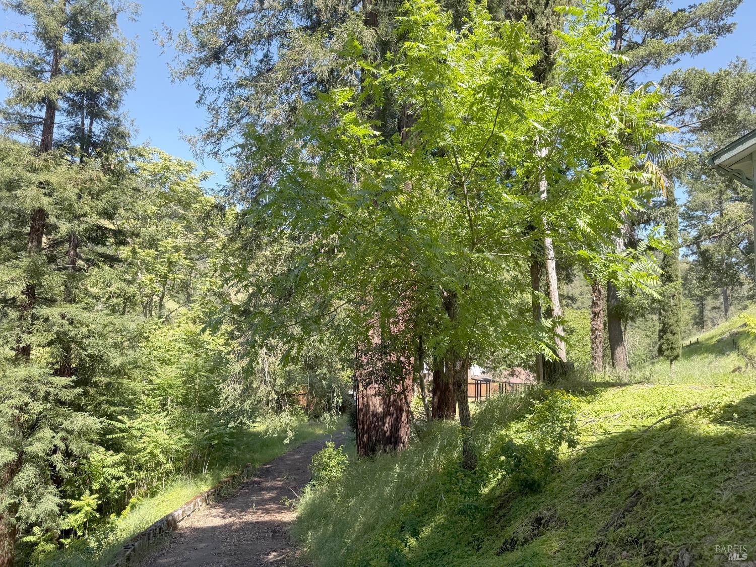 32757 Highway 128 Highway Cloverdale CA 95425