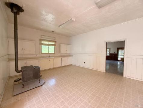 32757 Highway 128 Highway Cloverdale CA 95425