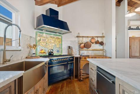 620 Brown Street Healdsburg CA 95448