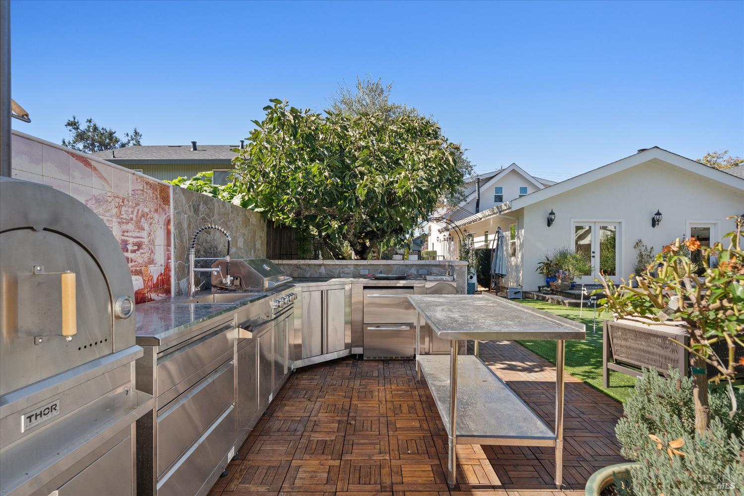 620 Brown Street Healdsburg CA 95448