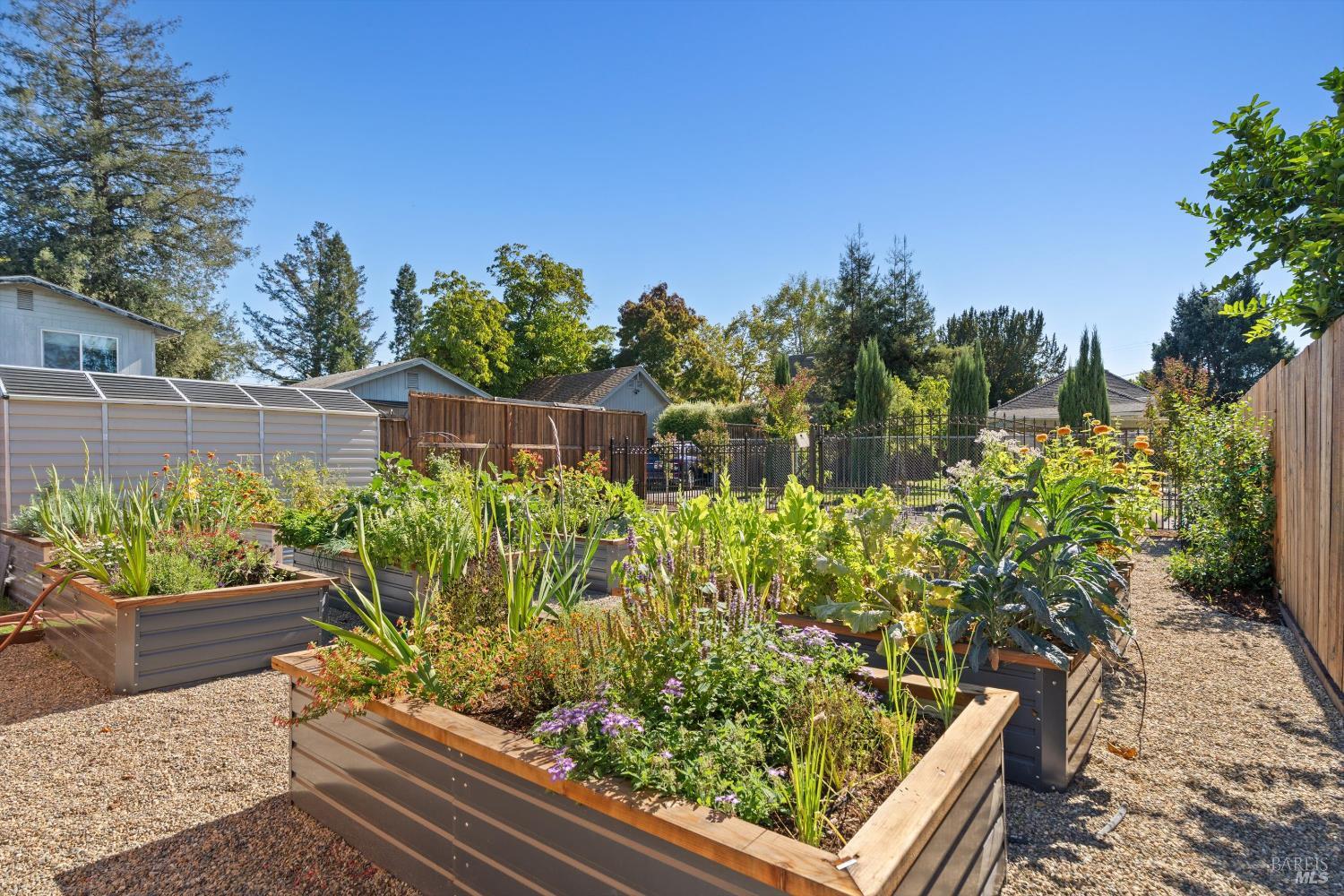 620 Brown Street Healdsburg CA 95448