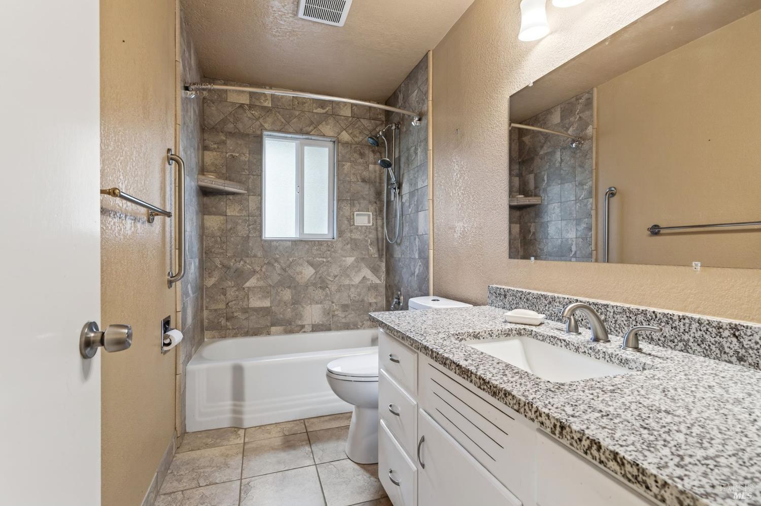 1580 Glenwood Drive Ukiah CA 95482