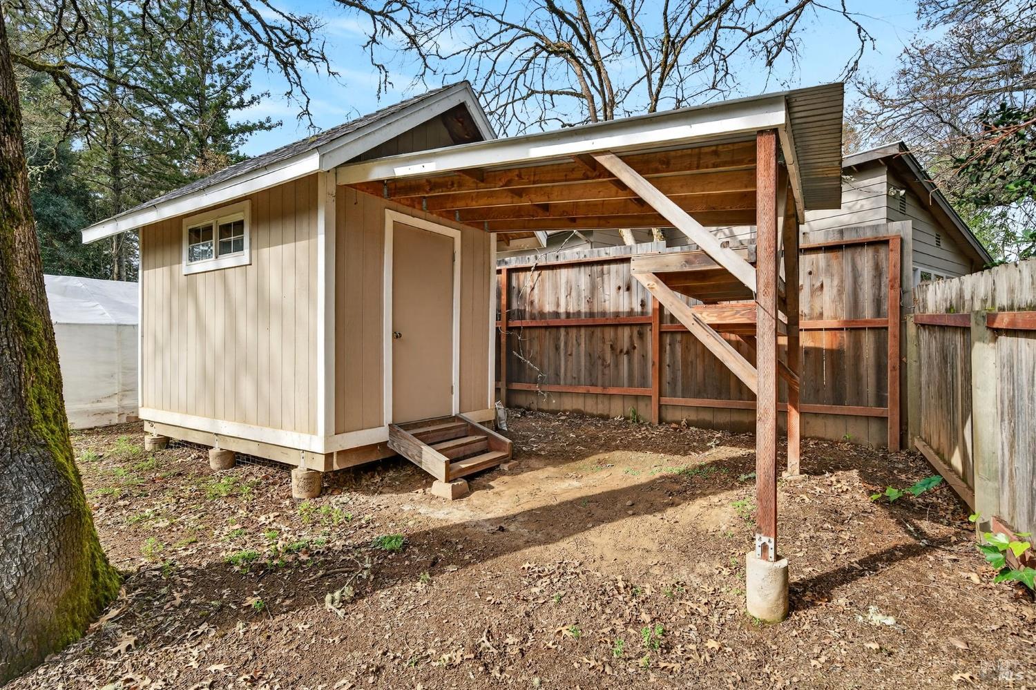 1580 Glenwood Drive Ukiah CA 95482