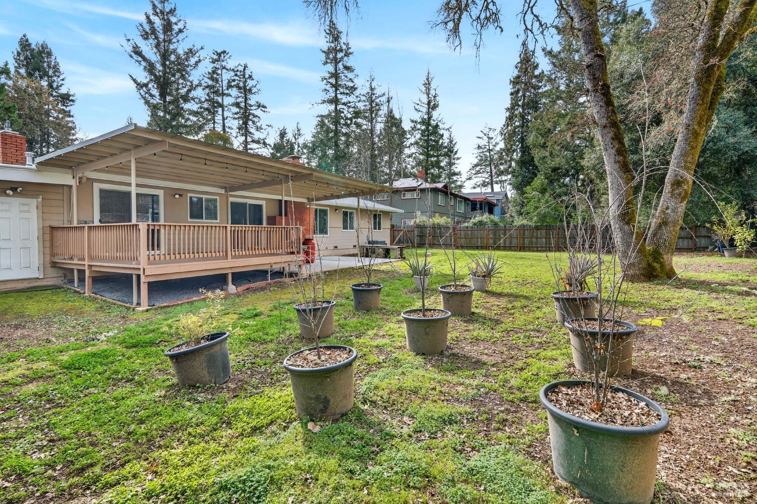1580 Glenwood Drive Ukiah CA 95482