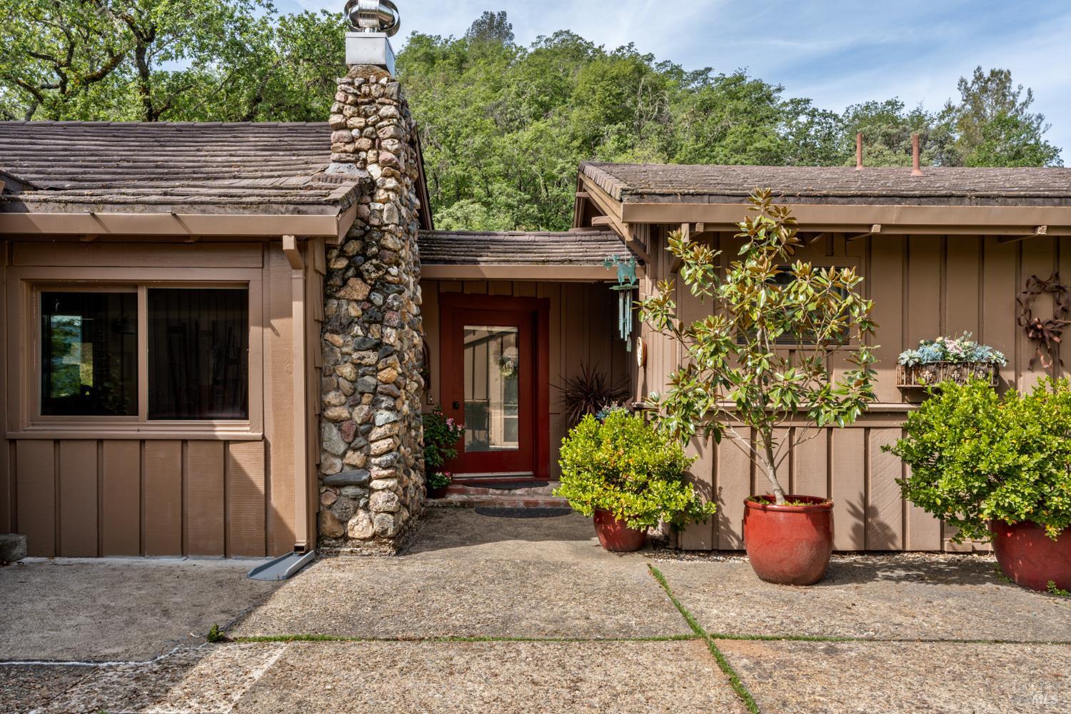 308 Jefferson Lane Ukiah CA 95482
