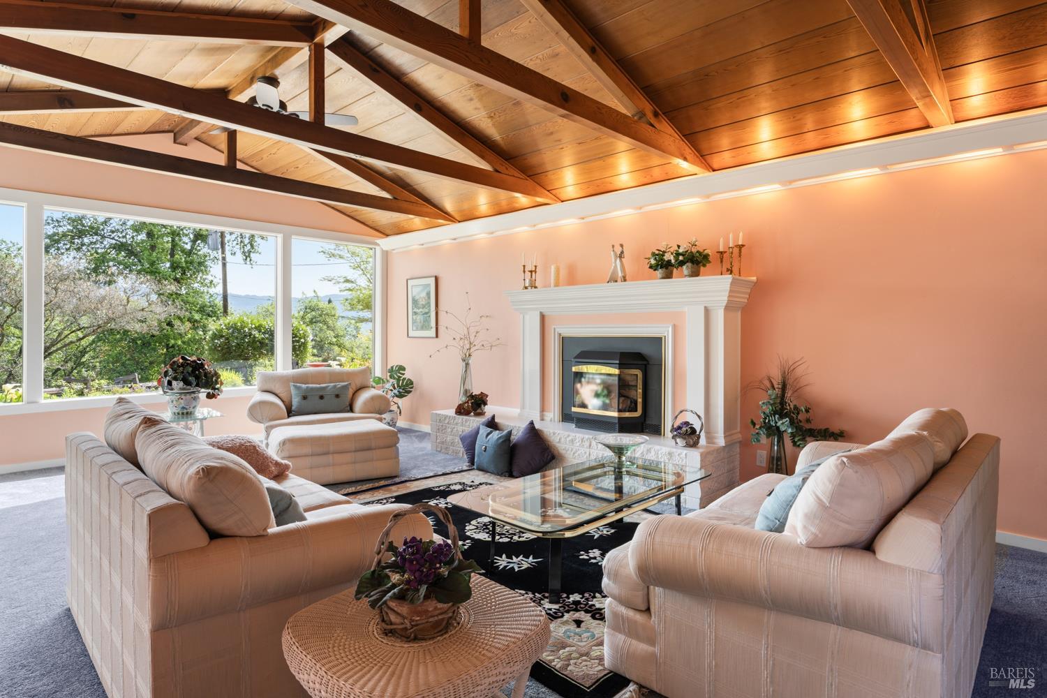 308 Jefferson Lane Ukiah CA 95482