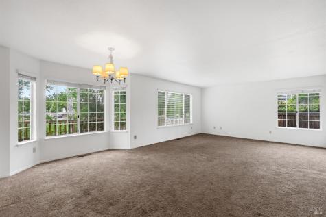 2319 Jennings Avenue Santa Rosa CA 95401