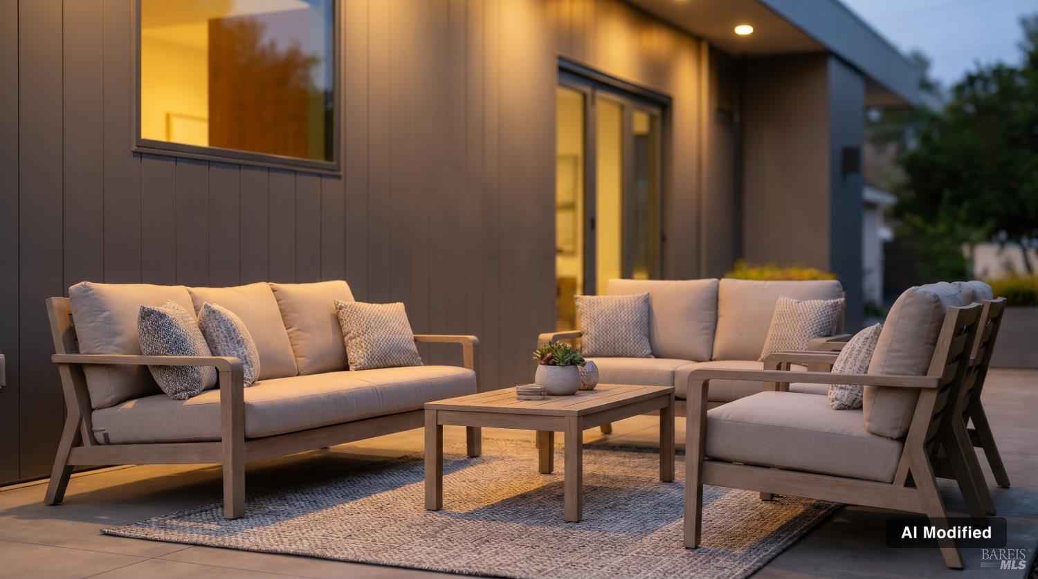 983 Grove Street Healdsburg CA 95448