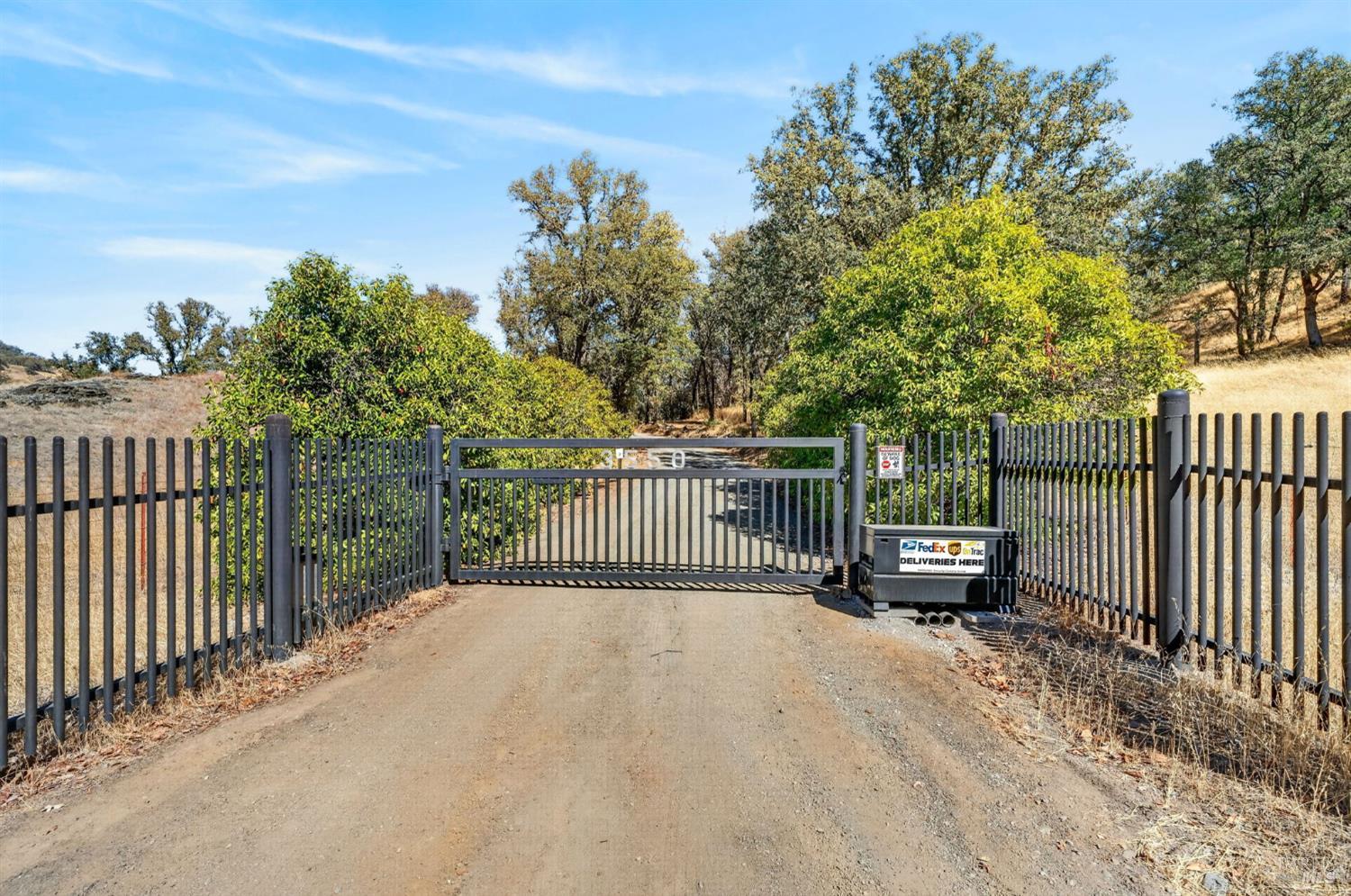 3550 Feliz Creek Road Hopland CA 95449