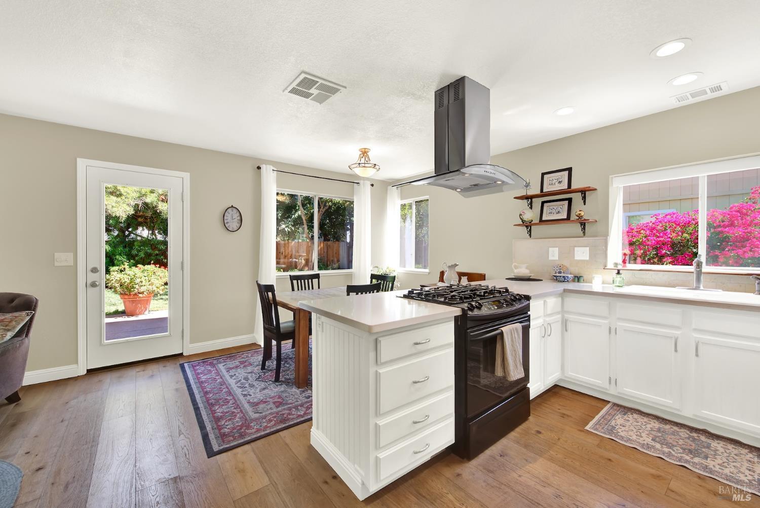 443 Yale Avenue Vacaville CA 95687