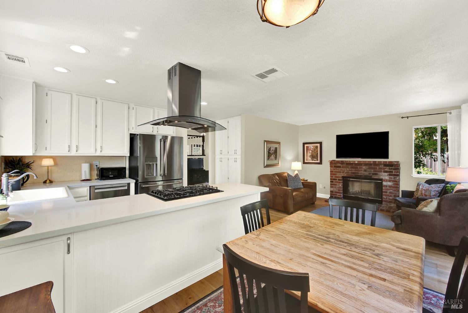 443 Yale Avenue Vacaville CA 95687