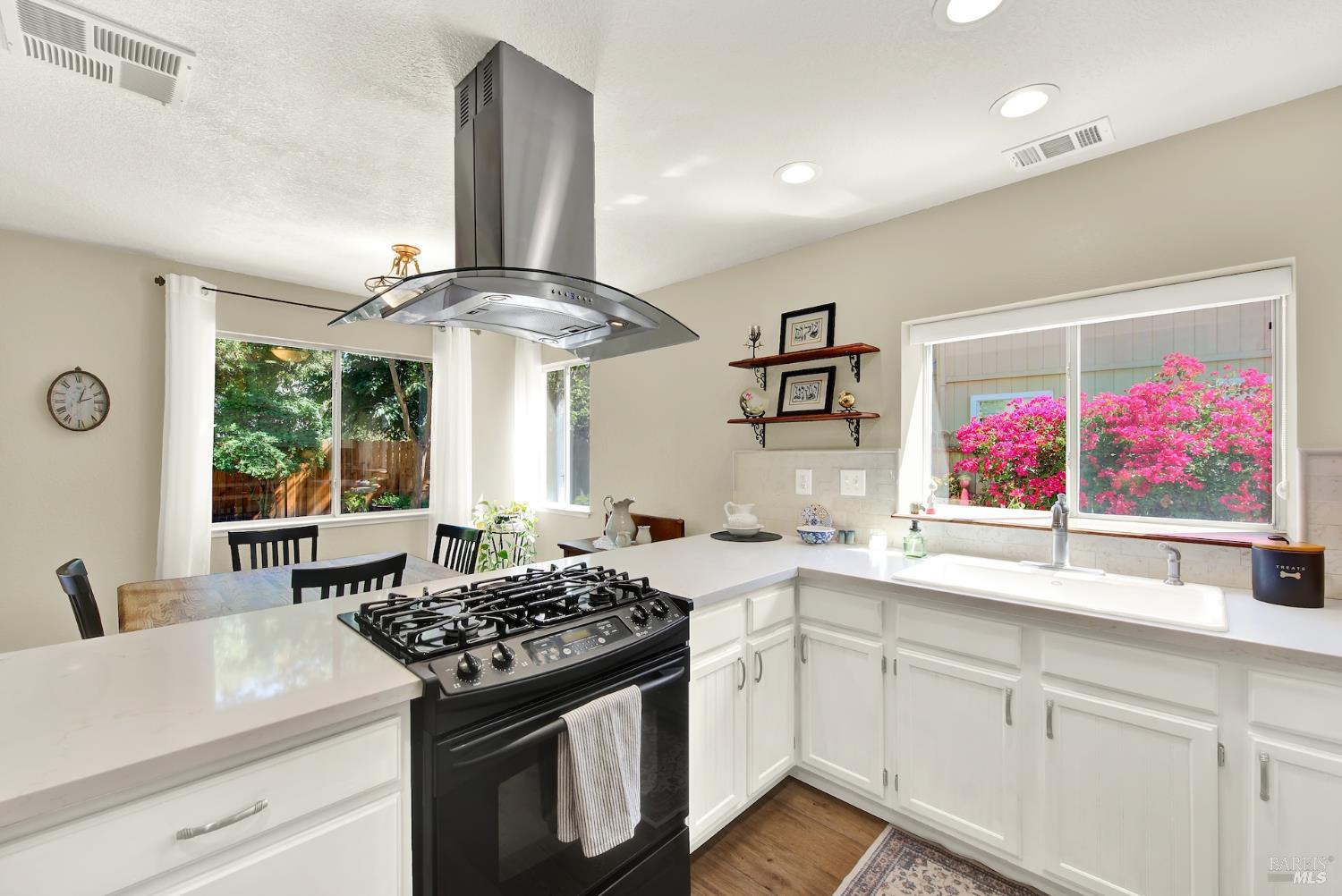 443 Yale Avenue Vacaville CA 95687