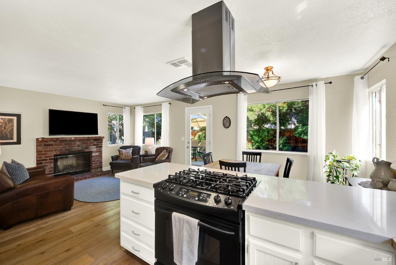 443 Yale Avenue Vacaville CA 95687
