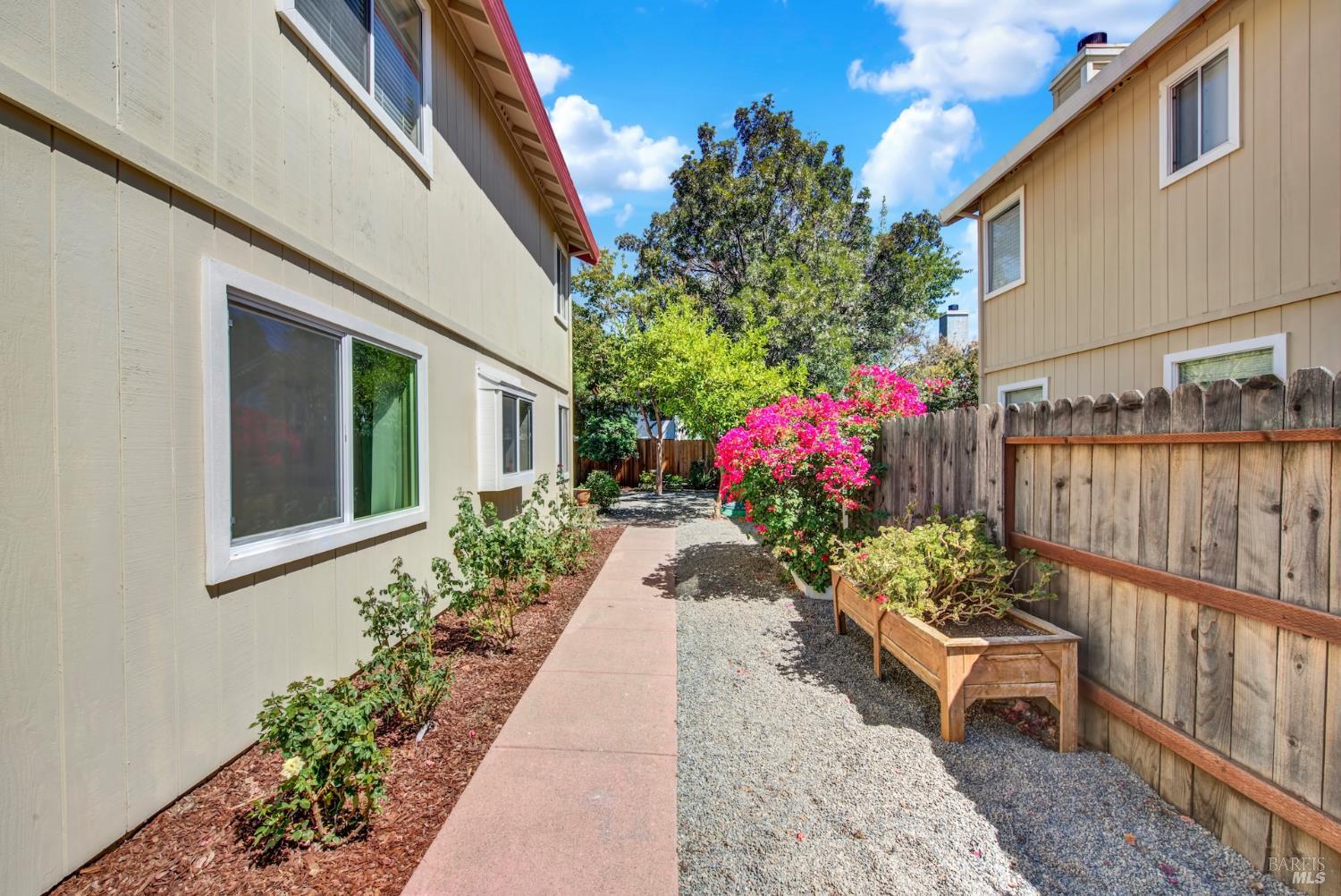 443 Yale Avenue Vacaville CA 95687