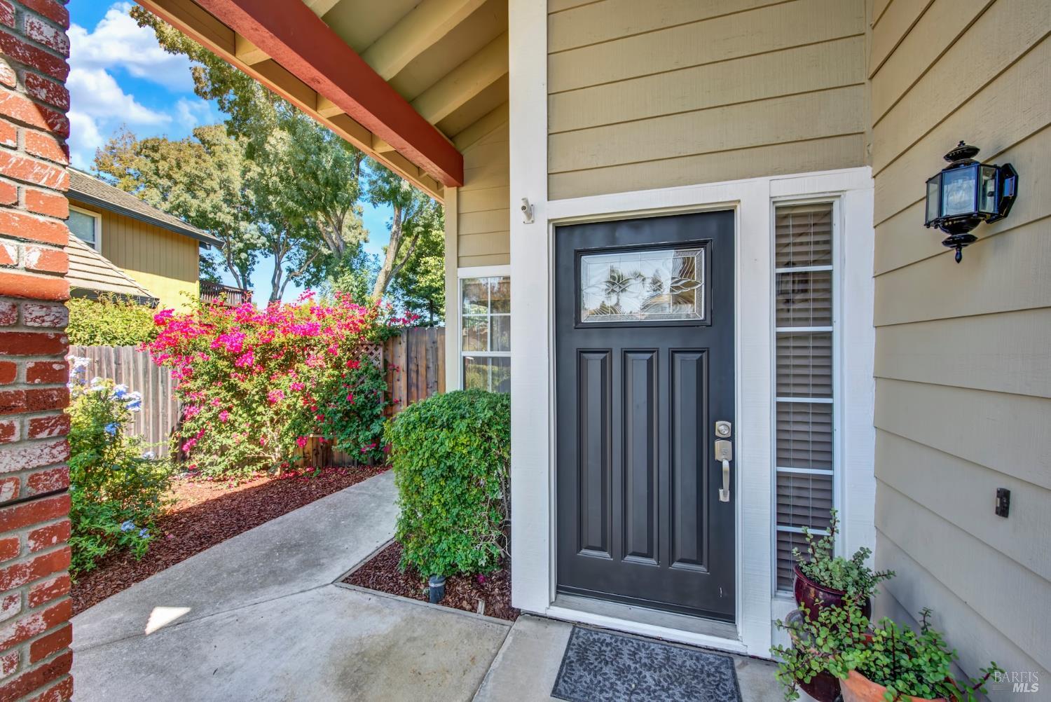 443 Yale Avenue Vacaville CA 95687