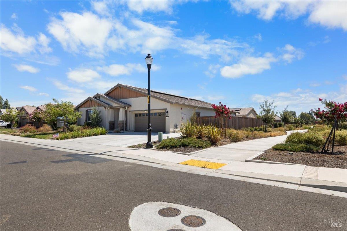 625 Wildflower Lane Dixon CA 95620