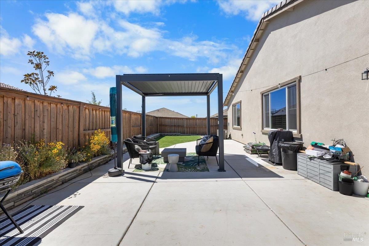 625 Wildflower Lane Dixon CA 95620