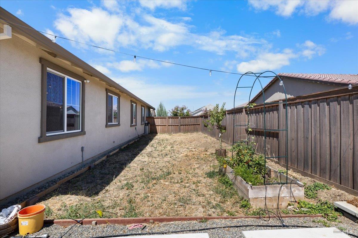 625 Wildflower Lane Dixon CA 95620