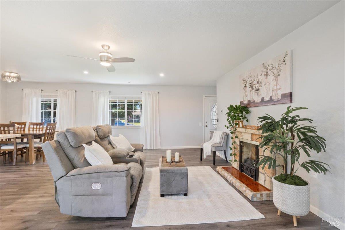 190 Olympic Circle Vacaville CA 95687