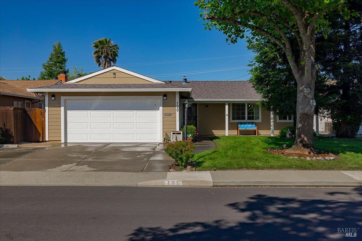 190 Olympic Circle Vacaville CA 95687
