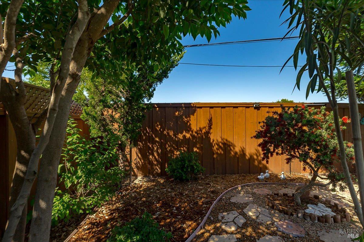 190 Olympic Circle Vacaville CA 95687