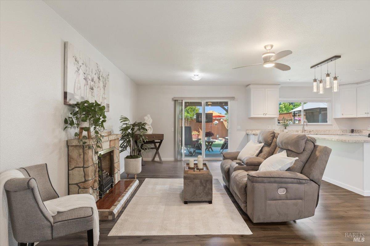 190 Olympic Circle Vacaville CA 95687