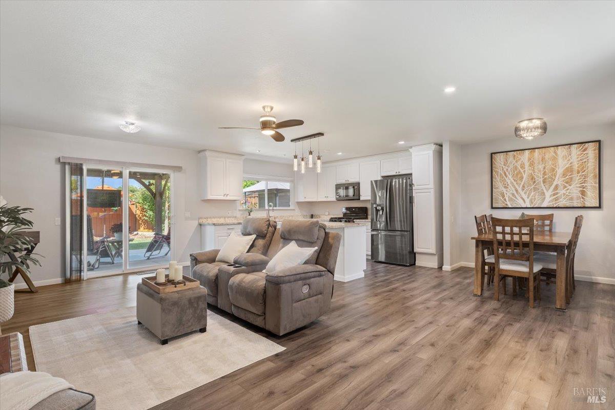 190 Olympic Circle Vacaville CA 95687