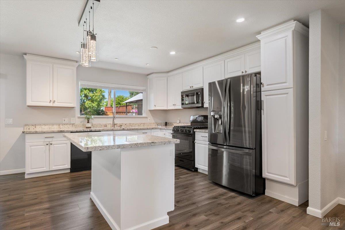 190 Olympic Circle Vacaville CA 95687