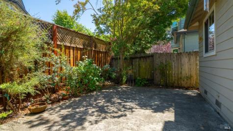 950 Wright Street Santa Rosa CA 95404