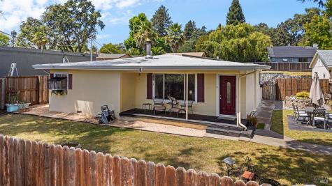 6450 Packing House Road Forestville CA 95436