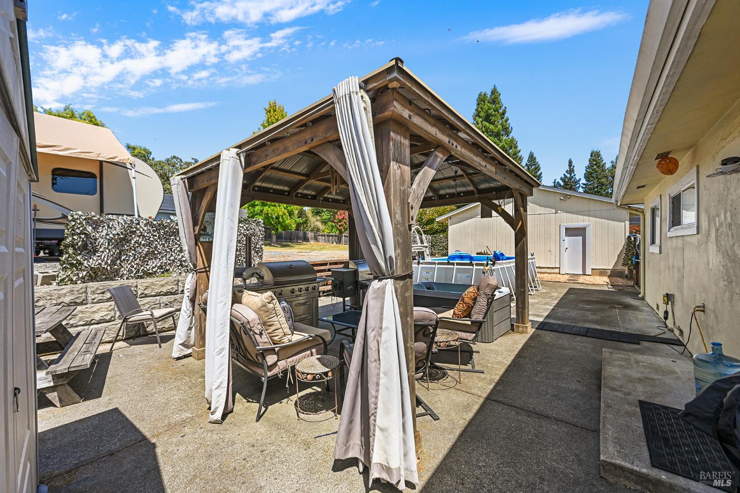 6450 Packing House Road Forestville CA 95436