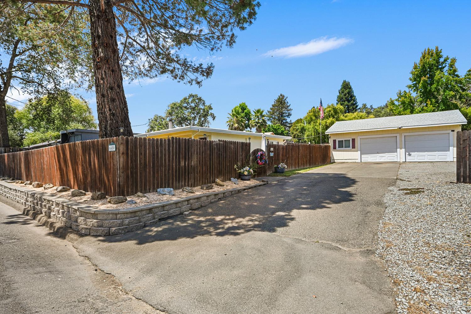 6450 Packing House Road Forestville CA 95436
