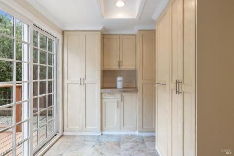 33 Plata Court Novato CA 94947