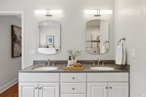 33 Plata Court Novato CA 94947