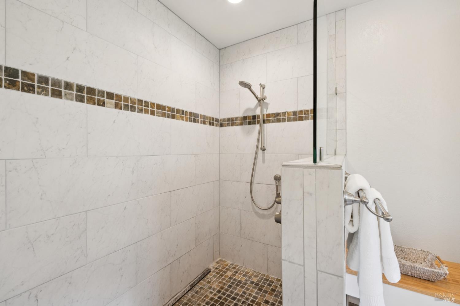 33 Plata Court Novato CA 94947
