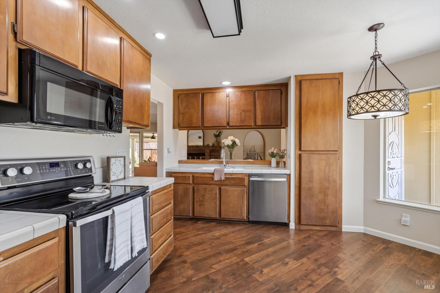 902 Whitney Avenue Suisun City CA 94585