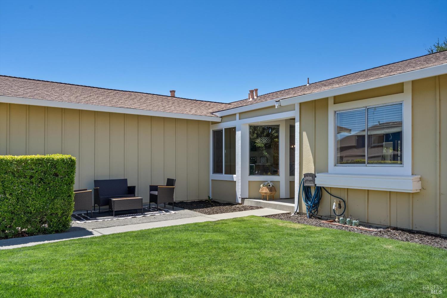 902 Whitney Avenue Suisun City CA 94585