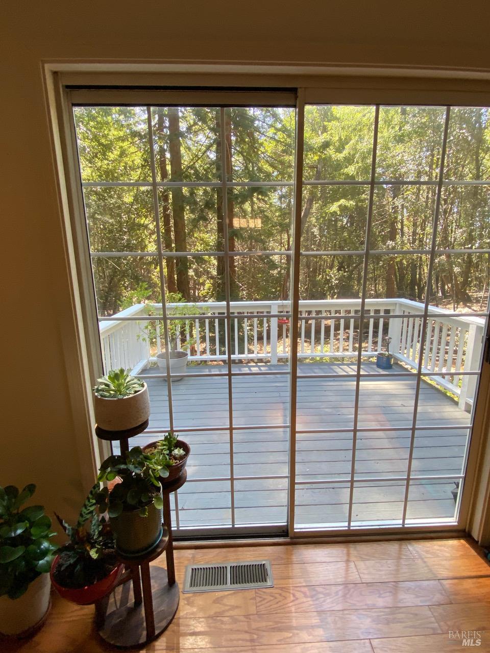 2441 Buckeye Road Willits CA 95490
