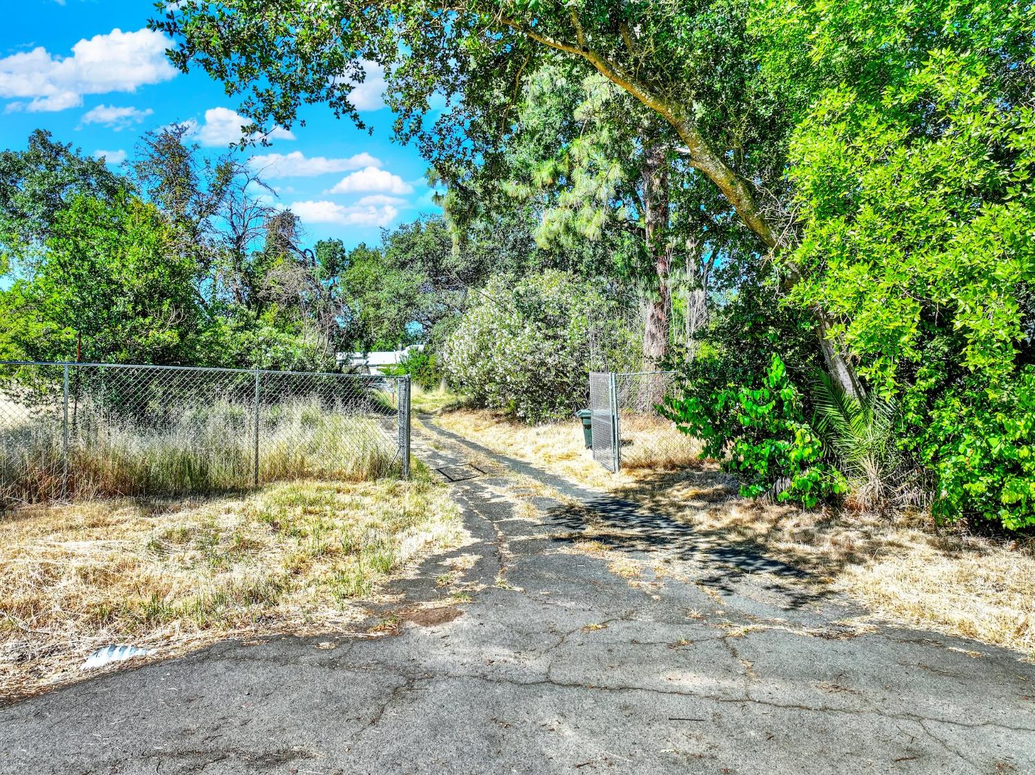 3830 Pasadena Avenue Sacramento CA 95821