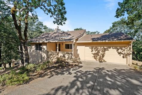 429 Singing Woods Place Santa Rosa CA 95409
