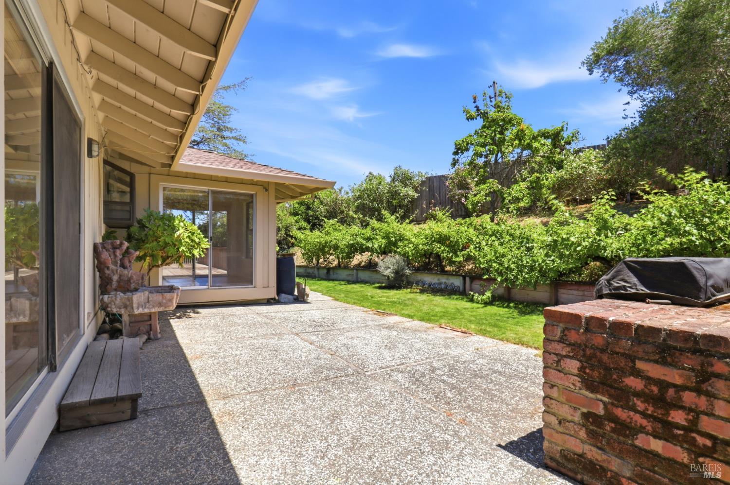 9160 Water Road Cotati CA 94931