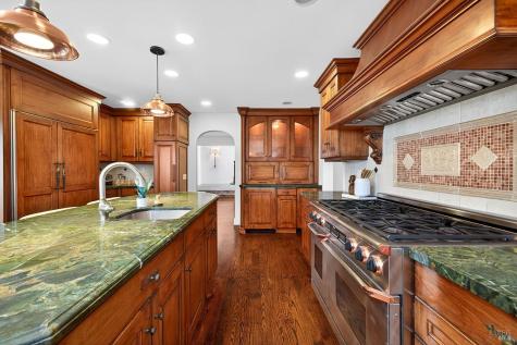 7 Guisela Court Novato CA 94945
