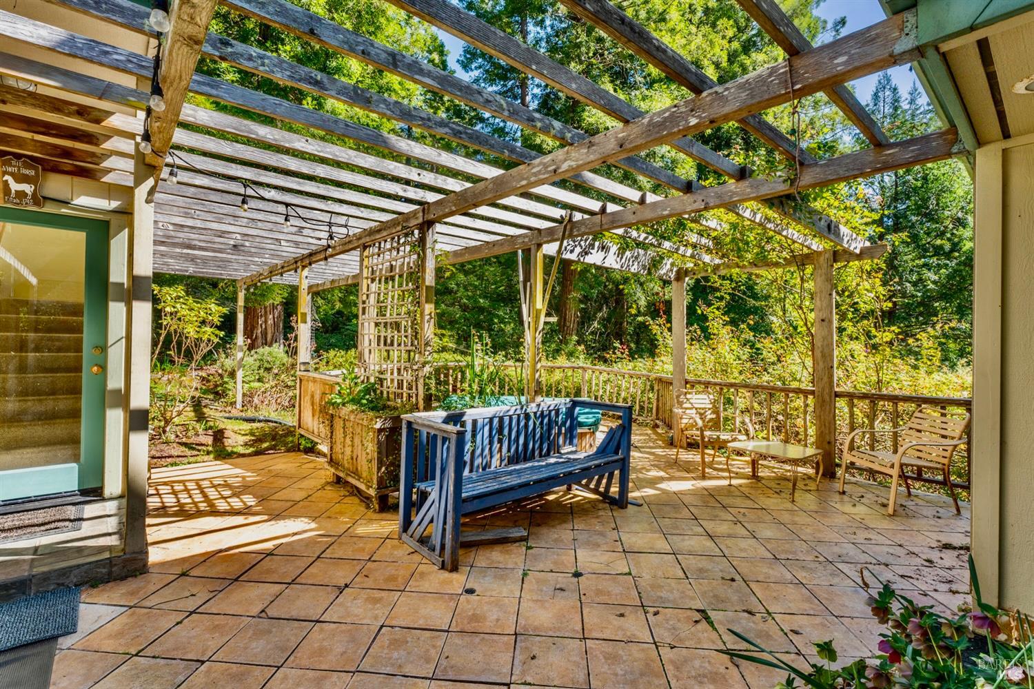 33100 Frog Pond Road Little River CA 95456