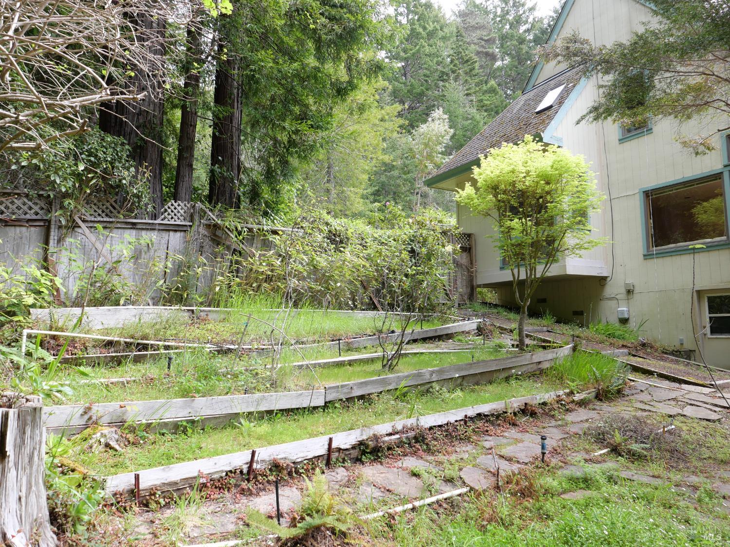 33100 Frog Pond Road Little River CA 95456