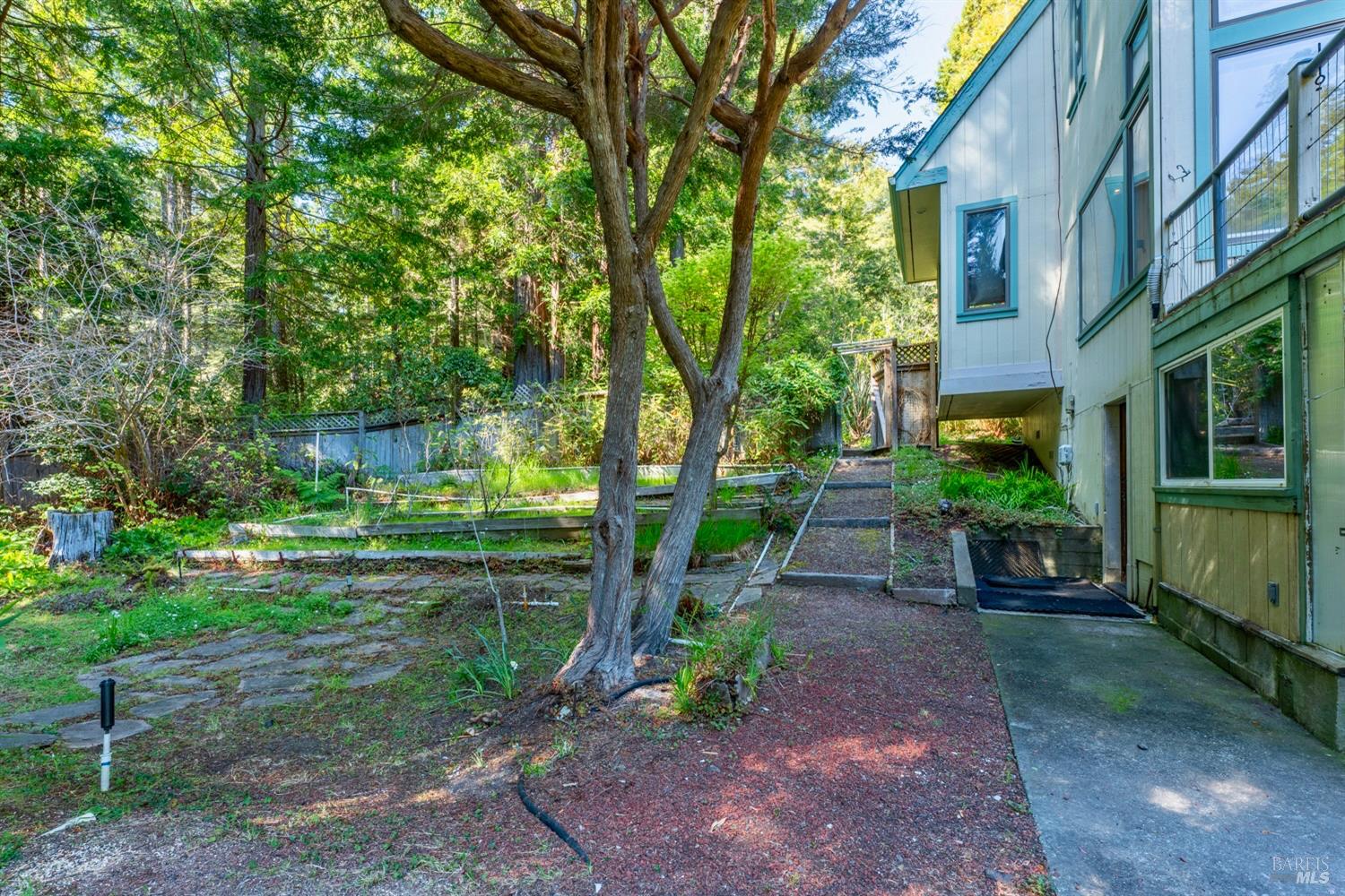33100 Frog Pond Road Little River CA 95456