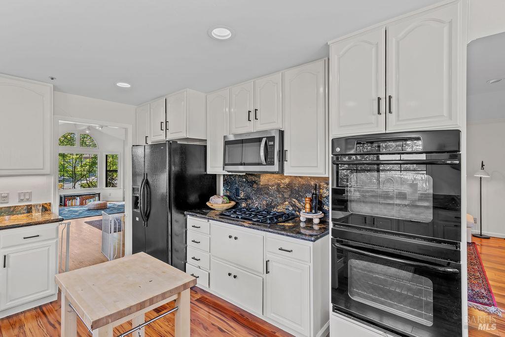 424 Greens Drive Healdsburg CA 95448