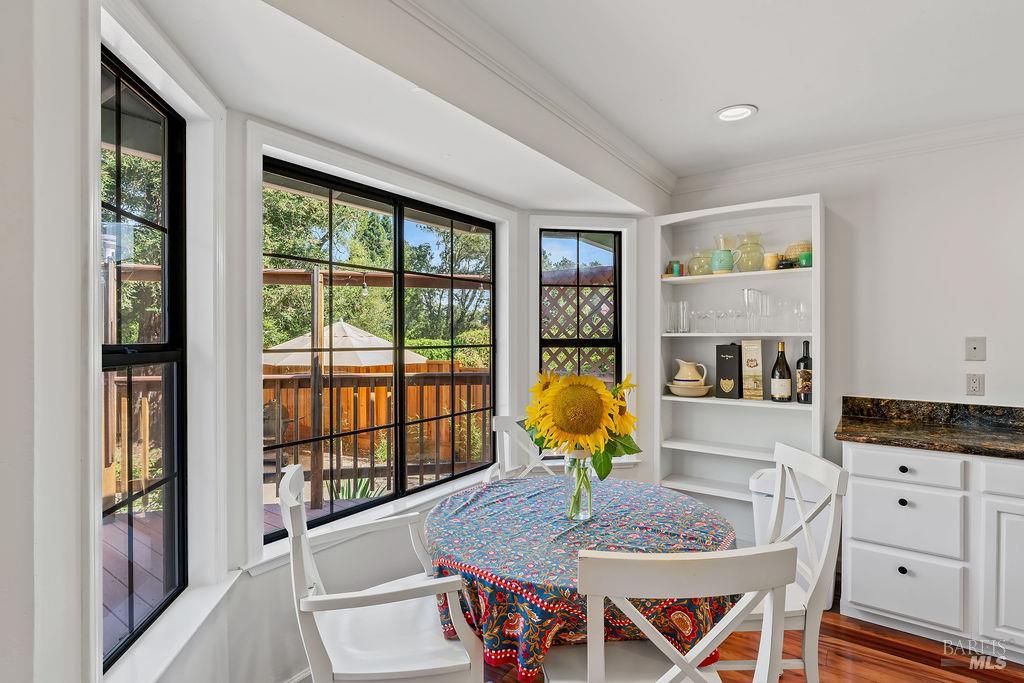 424 Greens Drive Healdsburg CA 95448