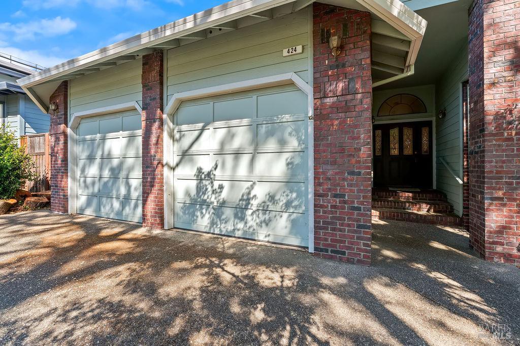 424 Greens Drive Healdsburg CA 95448