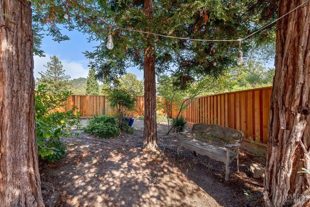 424 Greens Drive Healdsburg CA 95448