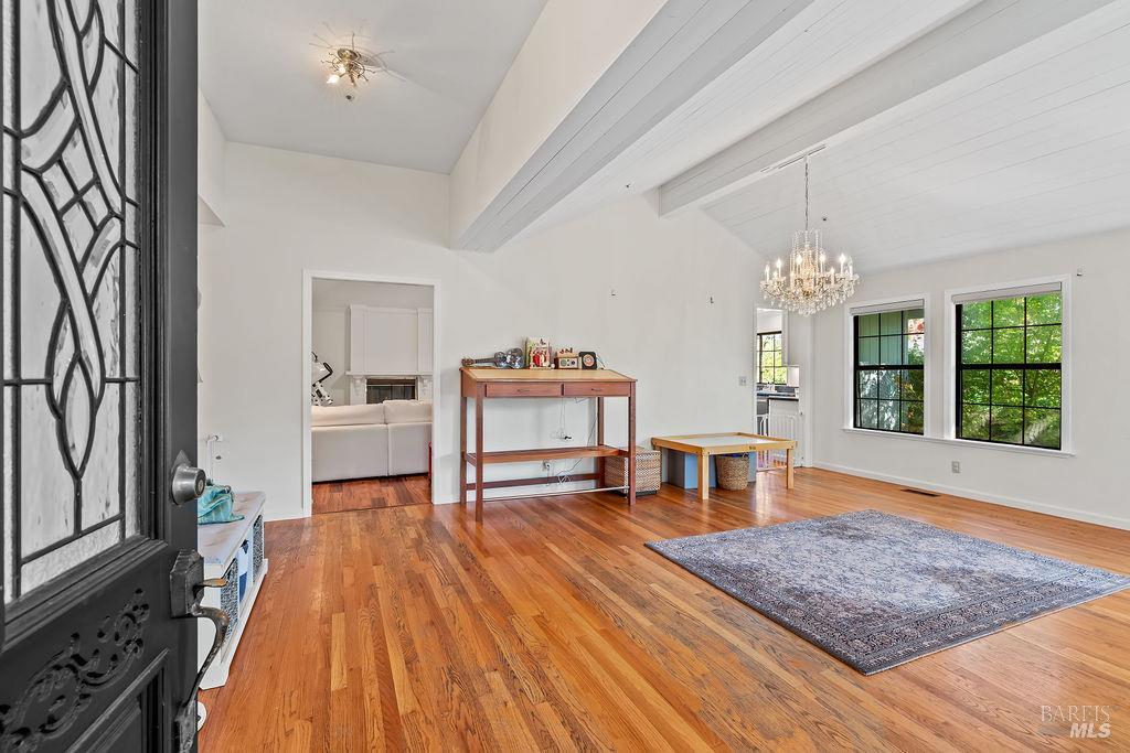 424 Greens Drive Healdsburg CA 95448